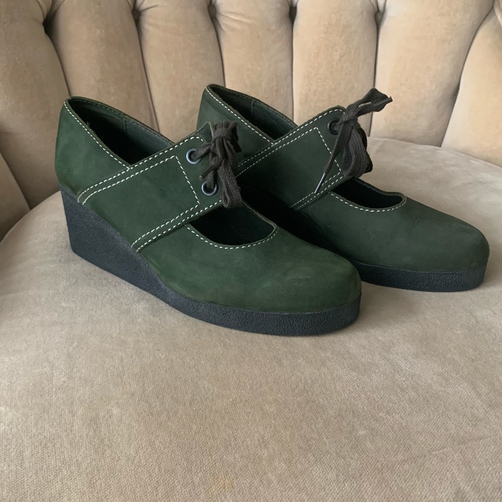 Arche green nubuck wedge heals. Womens US 8 / EUR 39